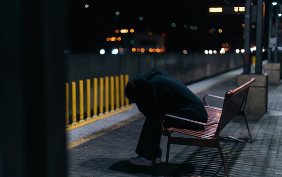 st-how-to-help-someone-having-a-panic-attack