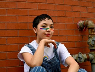 st-what-does-gender-queer-mean-lgbtq